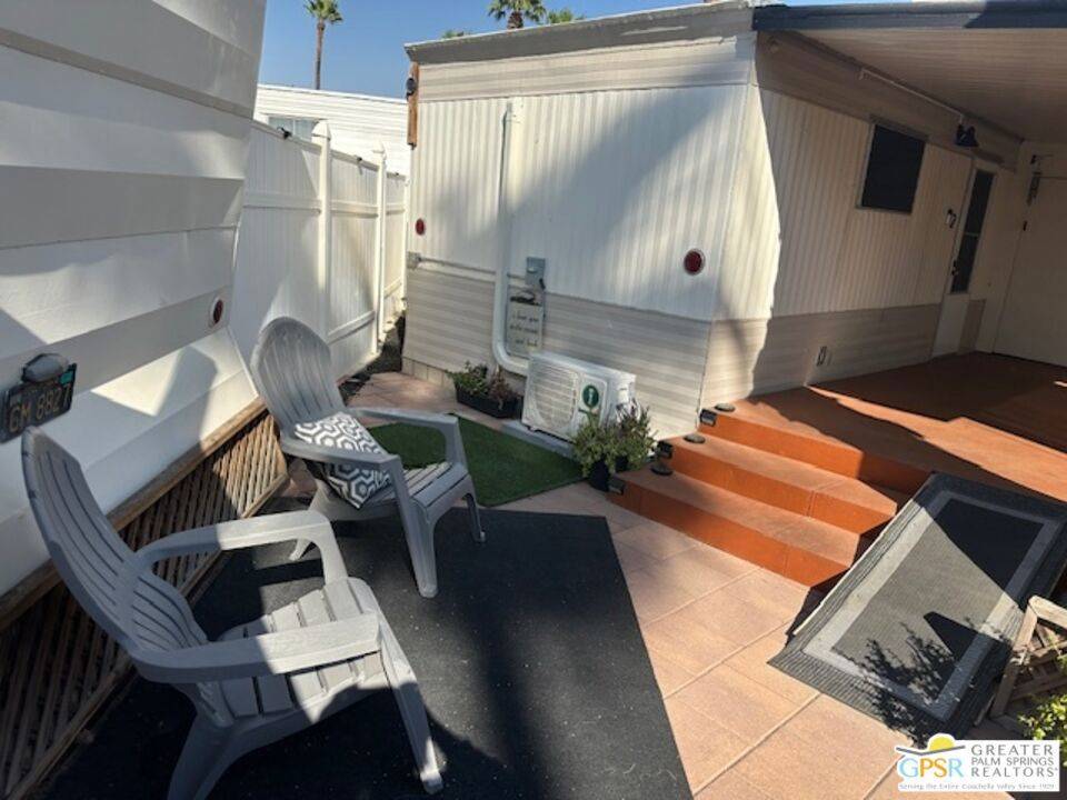 Cathedral City, CA 92234,2 McKinley St.