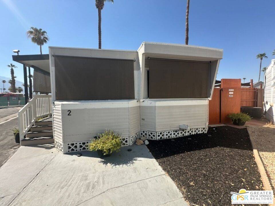 Cathedral City, CA 92234,2 McKinley St.