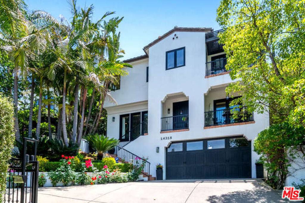 Sherman Oaks, CA 91423,14318 Valley Vista BLVD
