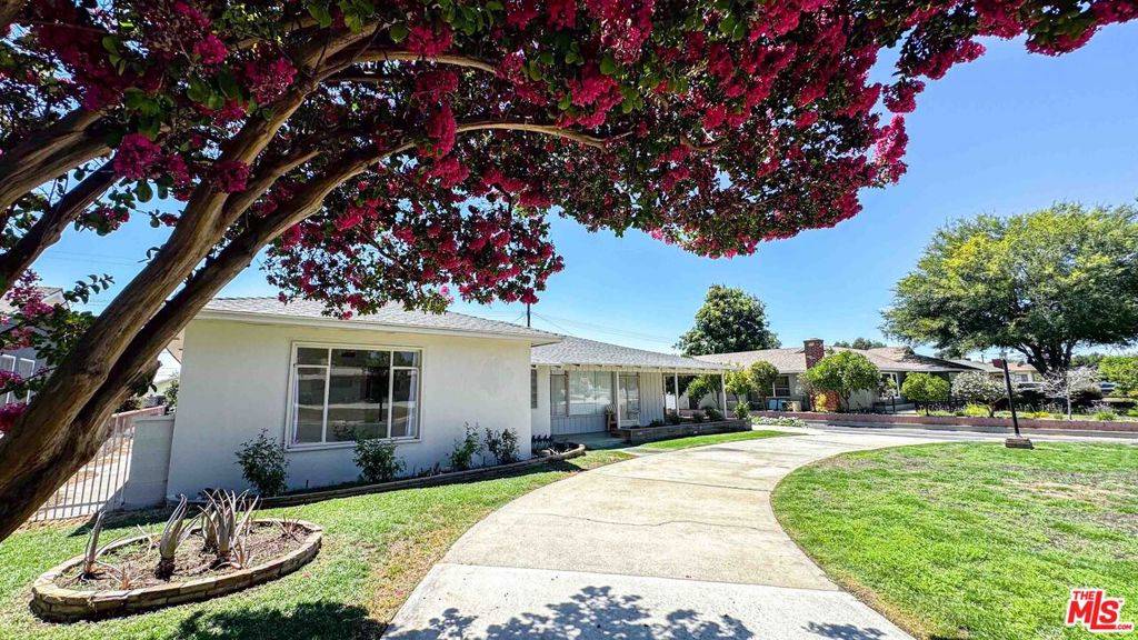 Ontario, CA 91762,565 W El Morado CT