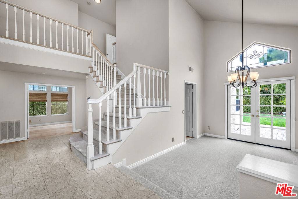 Playa Del Rey, CA 90293,7517 W 81ST ST