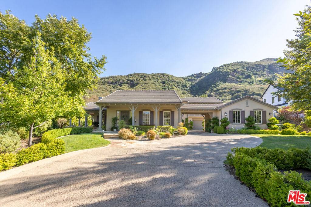 Agoura Hills, CA 91301,2052 Shadow Creek DR