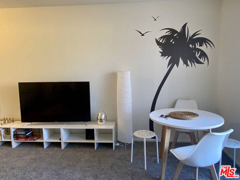 Palm Springs, CA 92264,1655 E Palm Canyon DR #318
