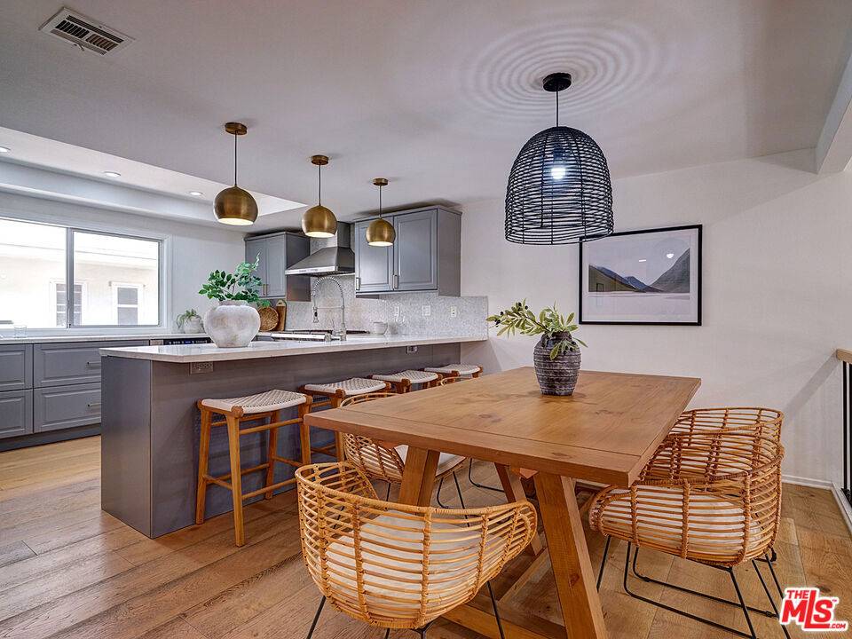 Marina Del Rey, CA 90292,4776 La Villa Marina #D