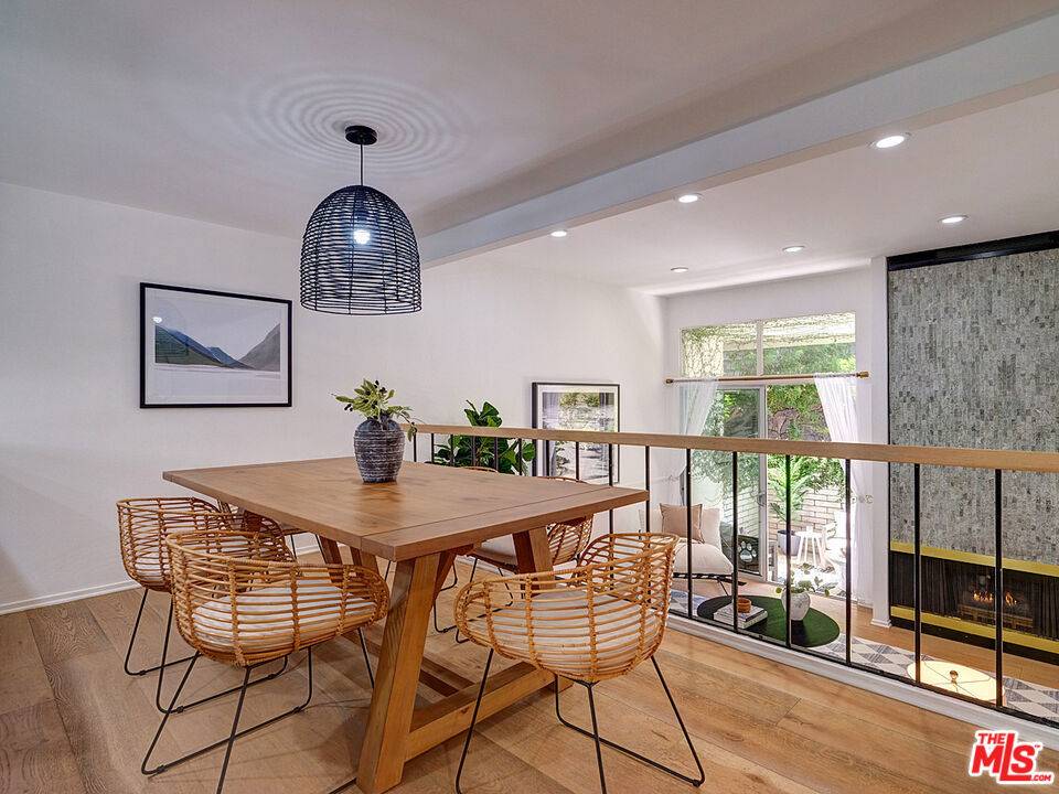Marina Del Rey, CA 90292,4776 La Villa Marina #D