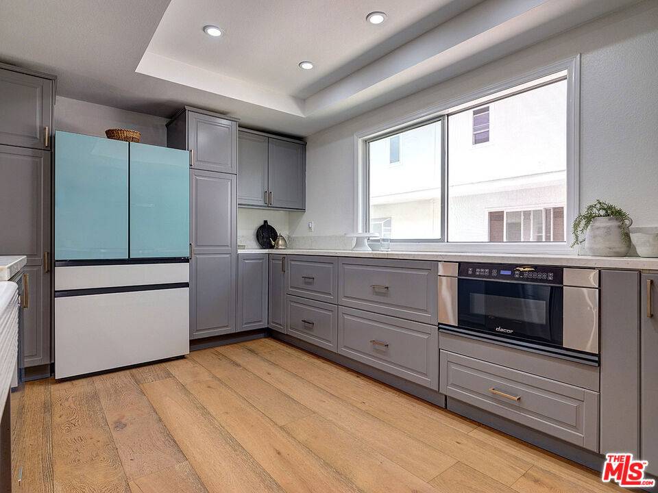 Marina Del Rey, CA 90292,4776 La Villa Marina #D