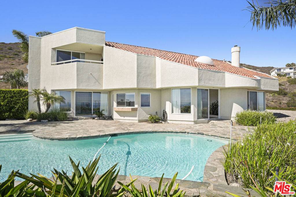 Malibu, CA 90265,32215 Pacific Coast HWY