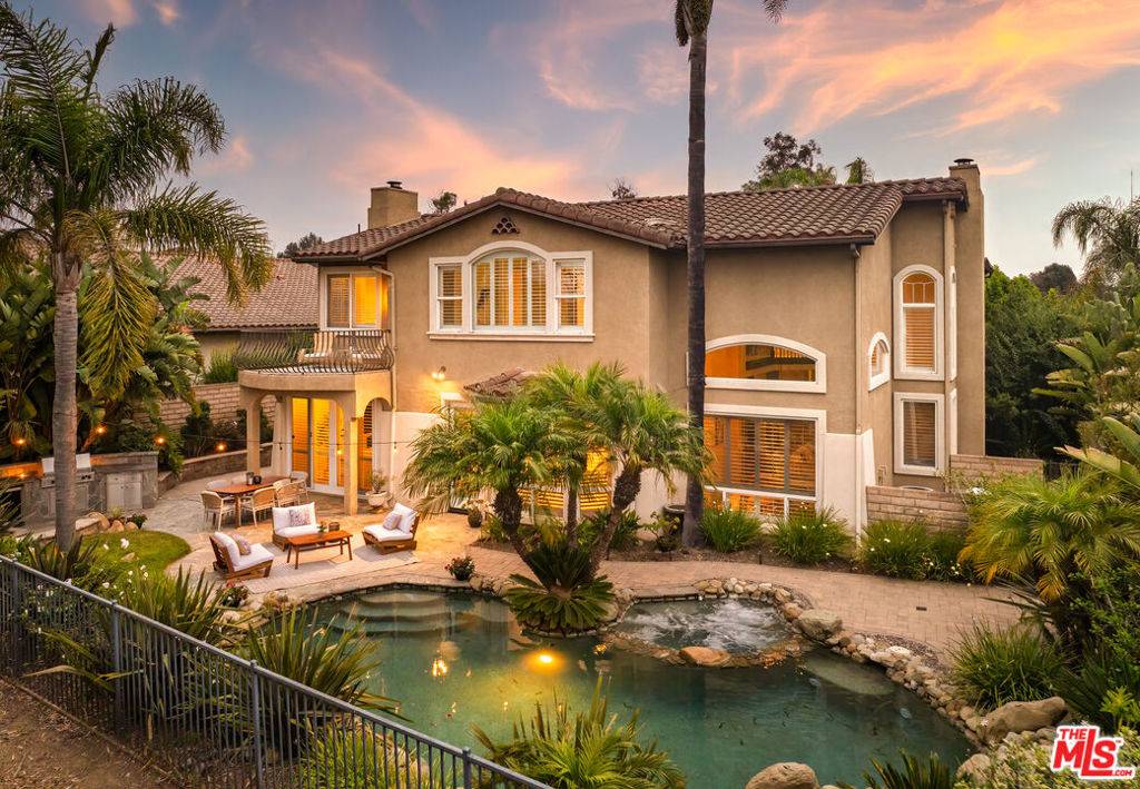 Camarillo, CA 93010,2767 Avenida De Autlan