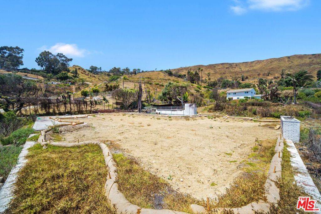 Malibu, CA 90265,20521 Roca Chica DR