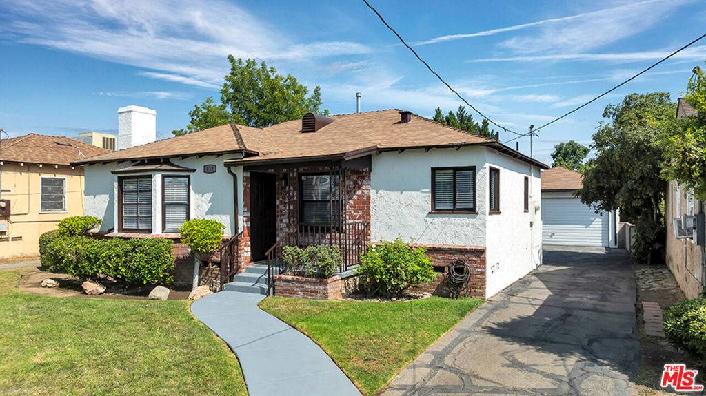 San Fernando, CA 91340,818 N Brand BLVD