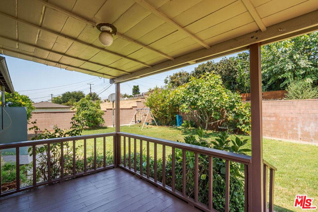 Monterey Park, CA 91755,329 E Riggin ST