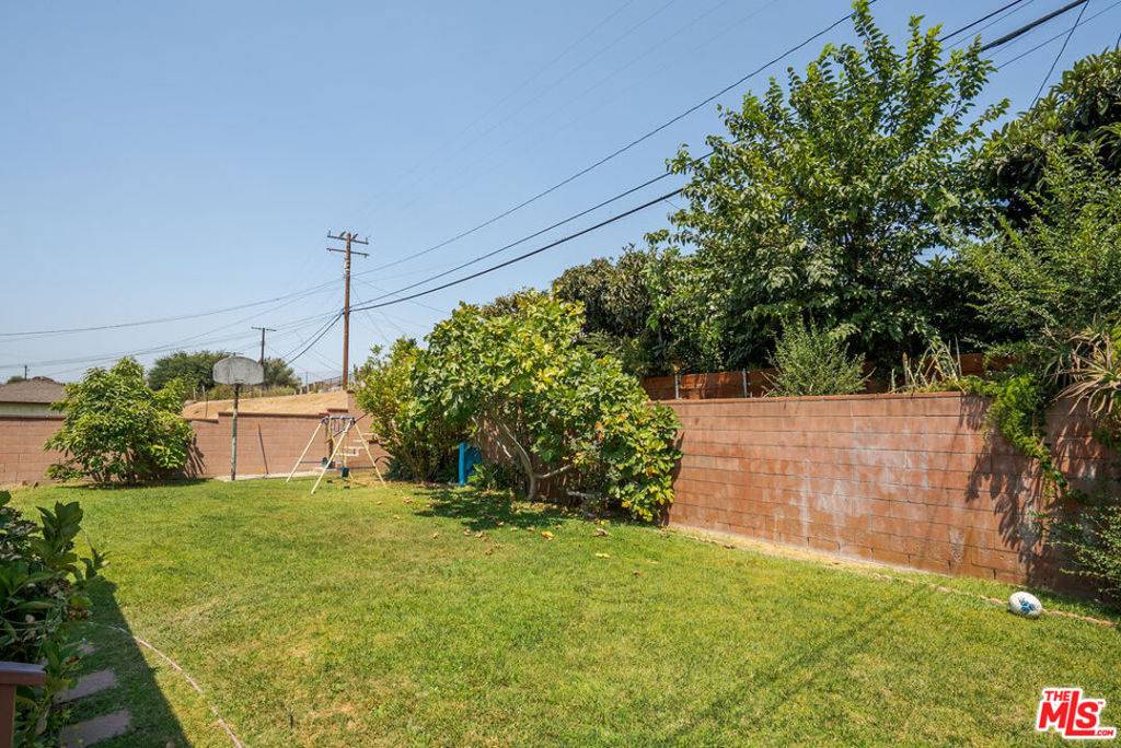 Monterey Park, CA 91755,329 E Riggin ST