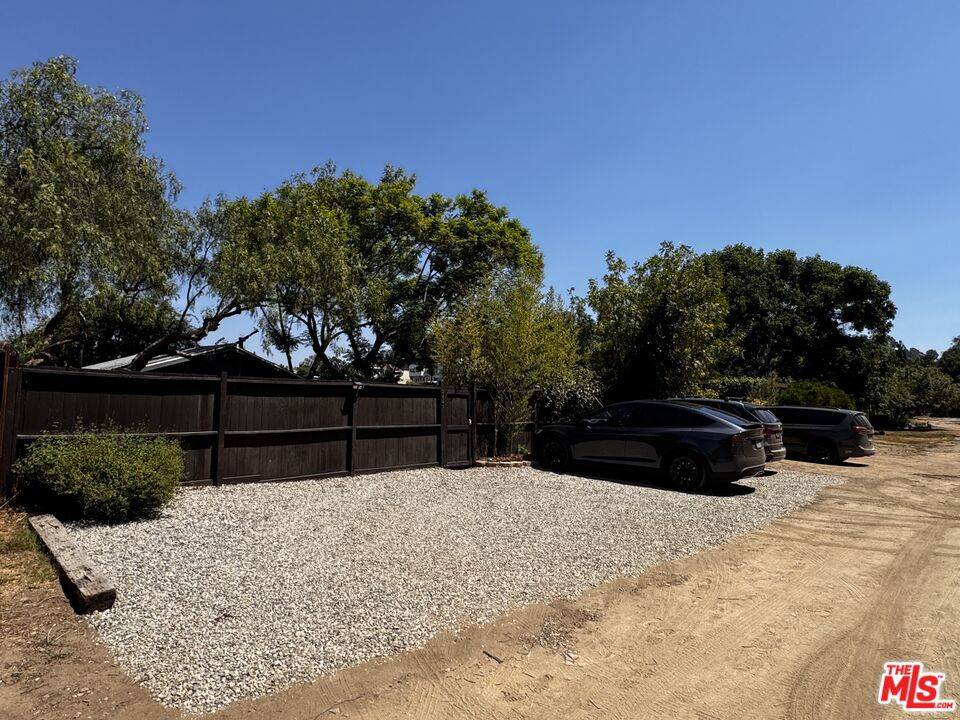 Los Angeles, CA 90039,2449 Riverside PL #Rear House