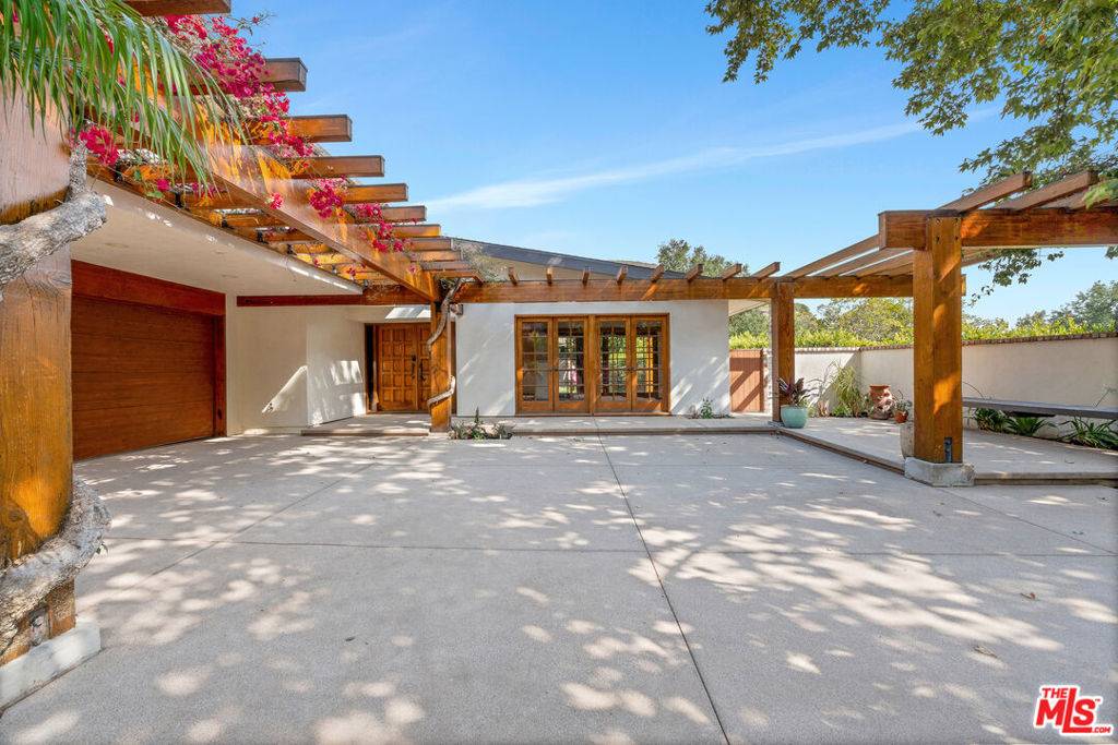 Malibu, CA 90265,5942 Paseo Canyon DR