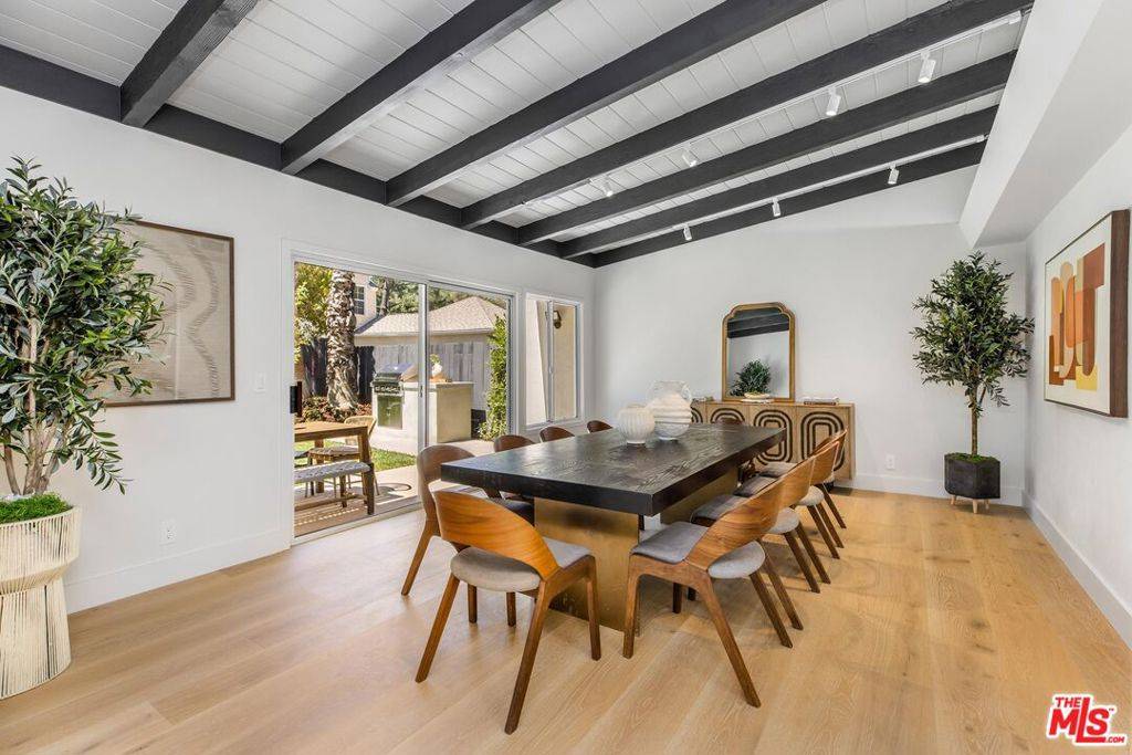 Studio City, CA 91604,11518 Dona Dorotea DR