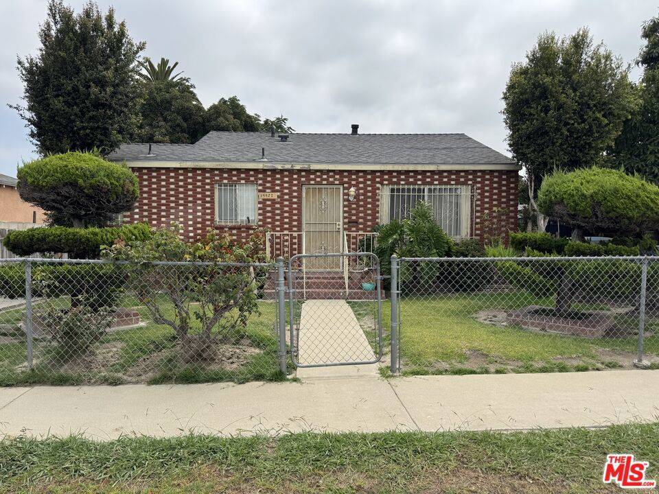 Compton, CA 90221,14422 S Butler AVE
