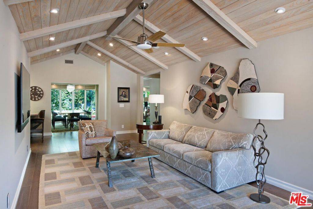 Toluca Lake, CA 91602,4433 Arcola AVE