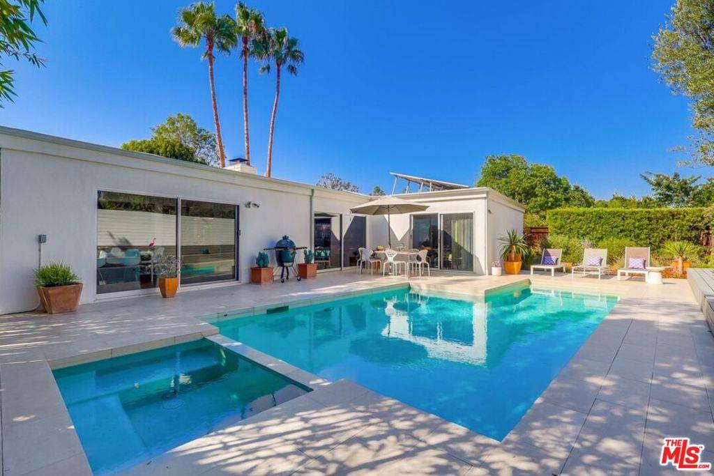 Los Angeles, CA 90046,7706 Chandelle PL