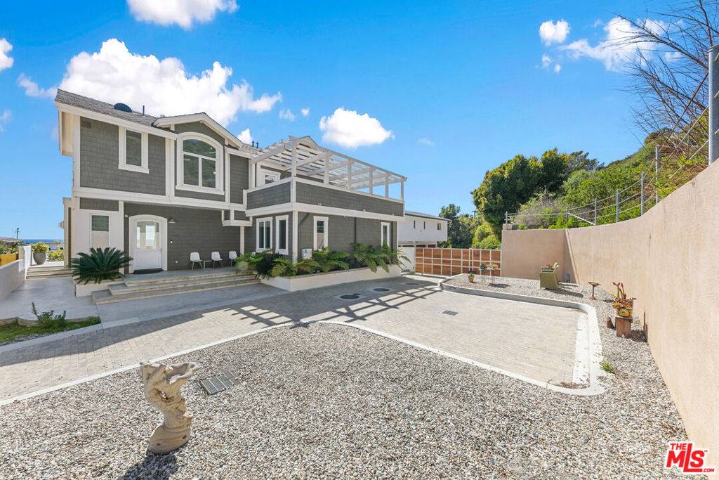 Malibu, CA 90265,25157 Malibu RD