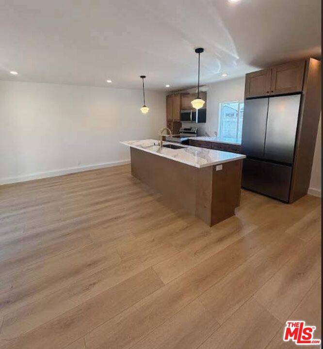 Granada Hills, CA 91344,16128 Devonshire ST