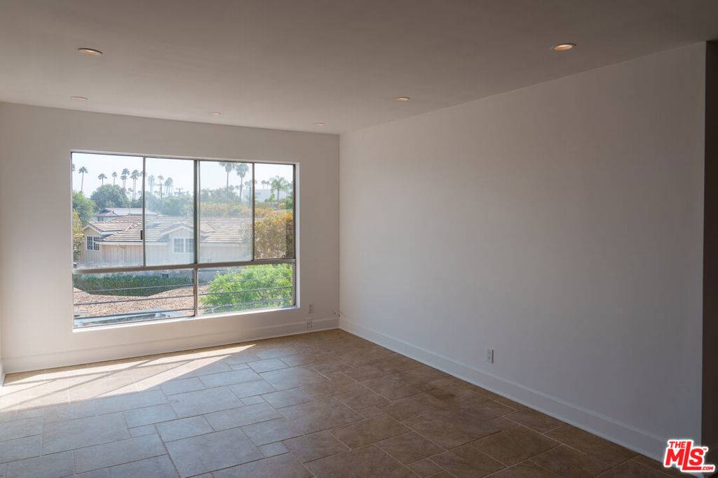 Long Beach, CA 90804,5585 E Pacific Coast HWY #340