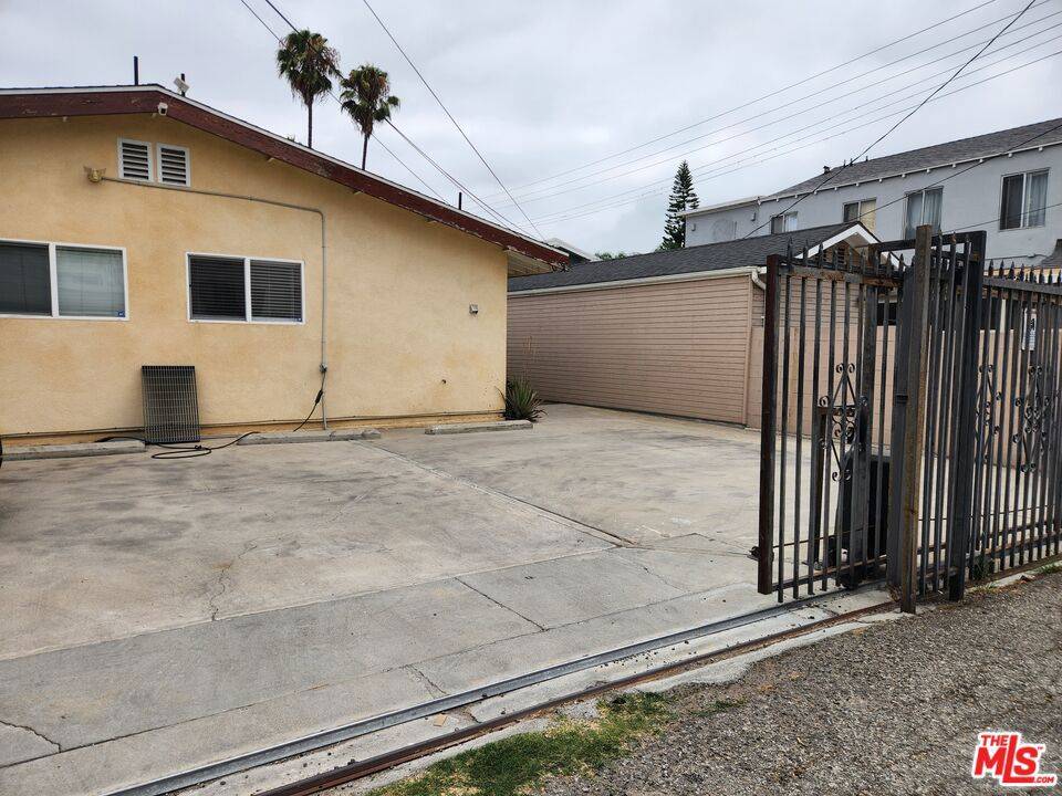 Los Angeles, CA 90004,609 N Hobart BLVD #609