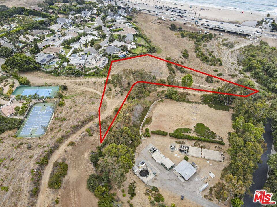 Malibu, CA 90265,30720 Morning View DR