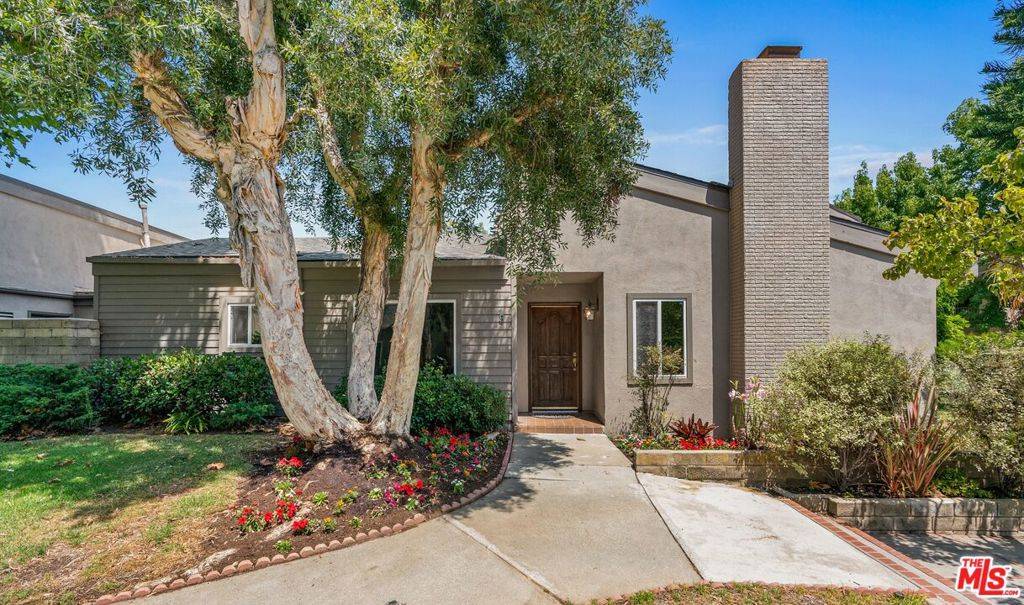 Santa Monica, CA 90405,8 Village