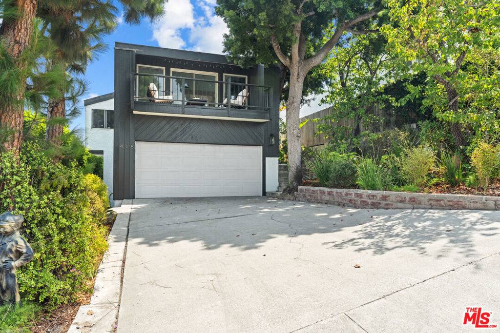 Playa Del Rey, CA 90293,418 Talbert ST