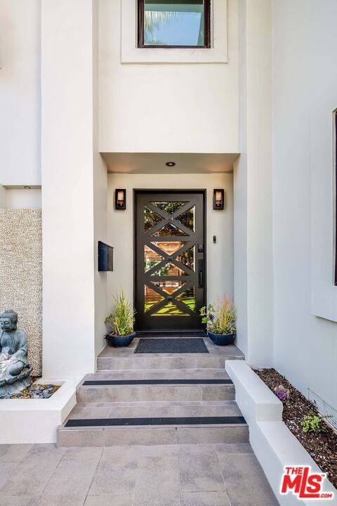 Marina Del Rey, CA 90292,3201 Viola PL