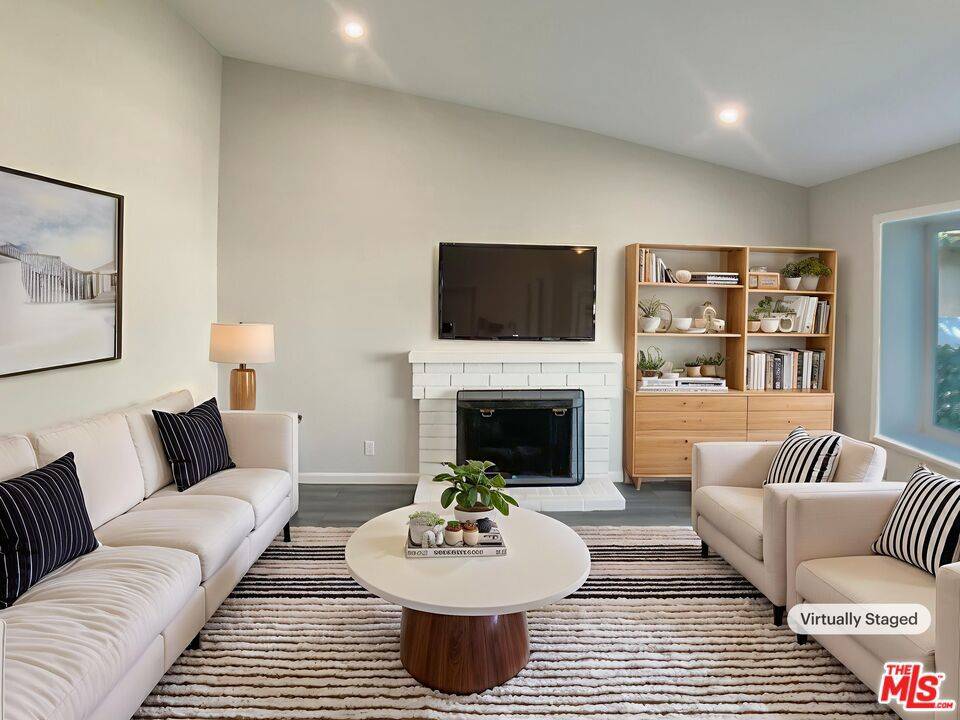 Mission Viejo, CA 92691,24932 Tree AVE