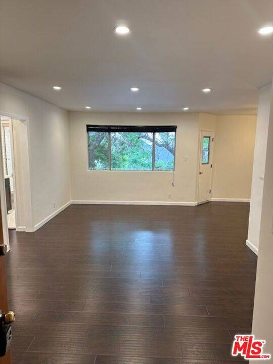 Los Angeles, CA 90068,5961 Chula Vista WAY #7