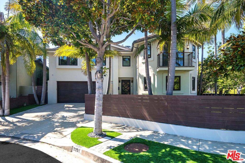 Marina Del Rey, CA 90292,3201 Viola PL