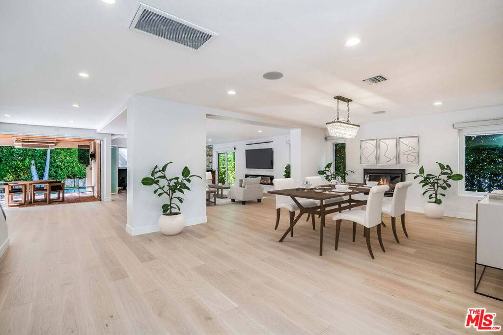 Marina Del Rey, CA 90292,3201 Viola PL