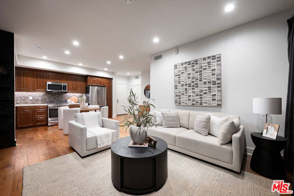 Rolling Hills Estates, CA 90274,627 Deep Valley DR #211