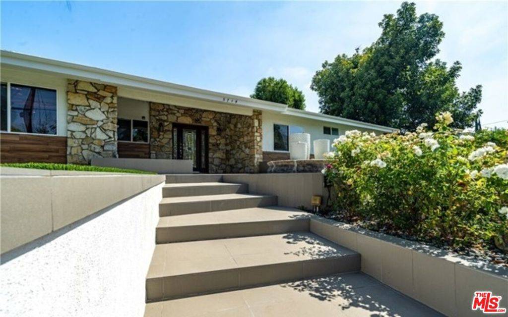 Woodland Hills, CA 91367,5714 El Canon AVE