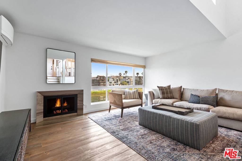 Playa Del Rey, CA 90293,6400 Pacific AVE #306