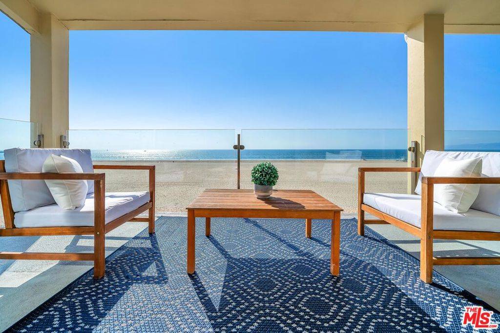 Marina Del Rey, CA 90292,4 Lighthouse ST #13