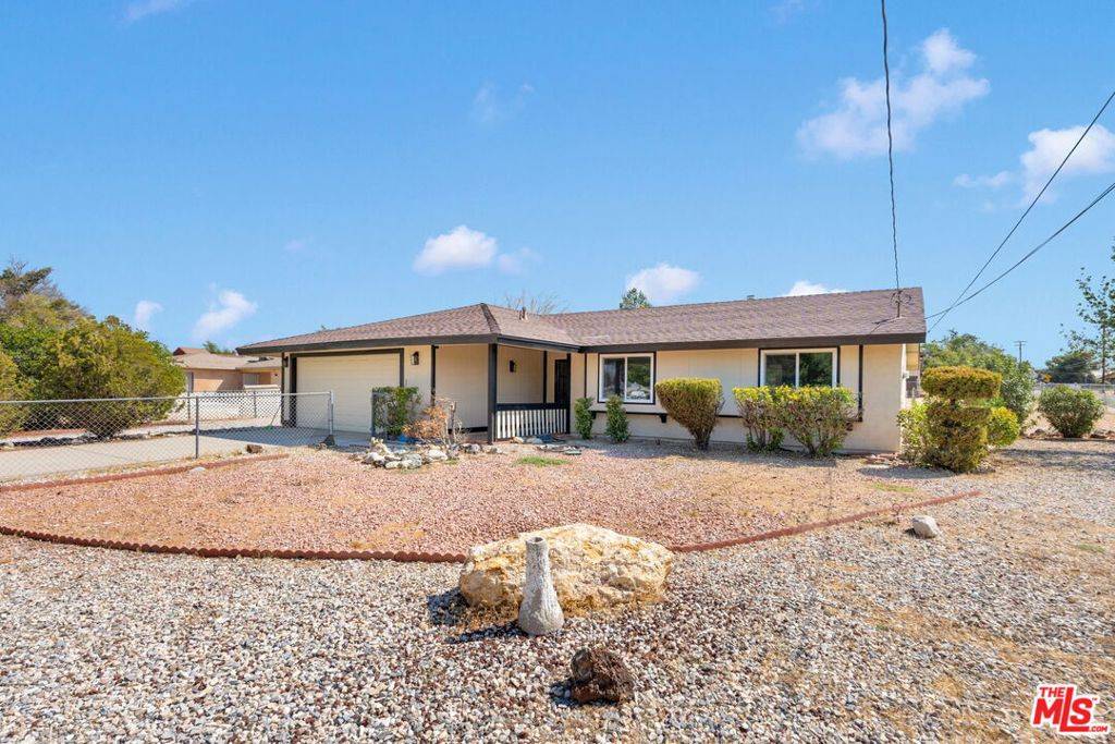 Hesperia, CA 92345,18063 Pitache ST