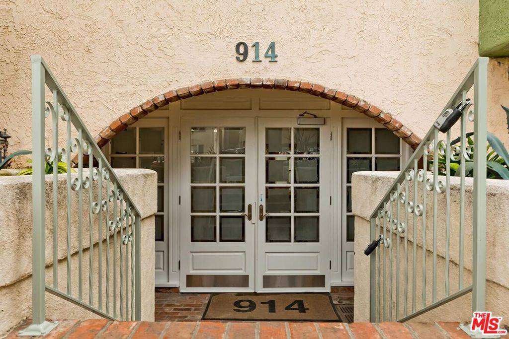 Santa Monica, CA 90403,914 Lincoln BLVD #307