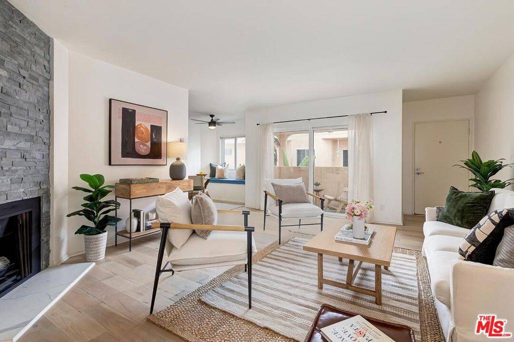 Santa Monica, CA 90403,914 Lincoln BLVD #307