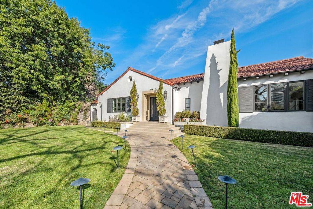 Beverly Hills, CA 90210,514 N Walden DR