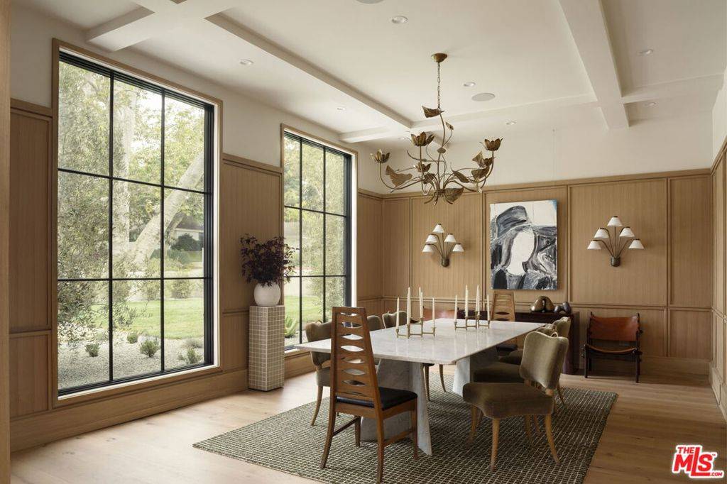 Pacific Palisades, CA 90272,1186 Corsica DR