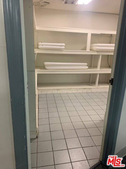 Sherman Oaks, CA 91403,14827 Ventura BLVD #209