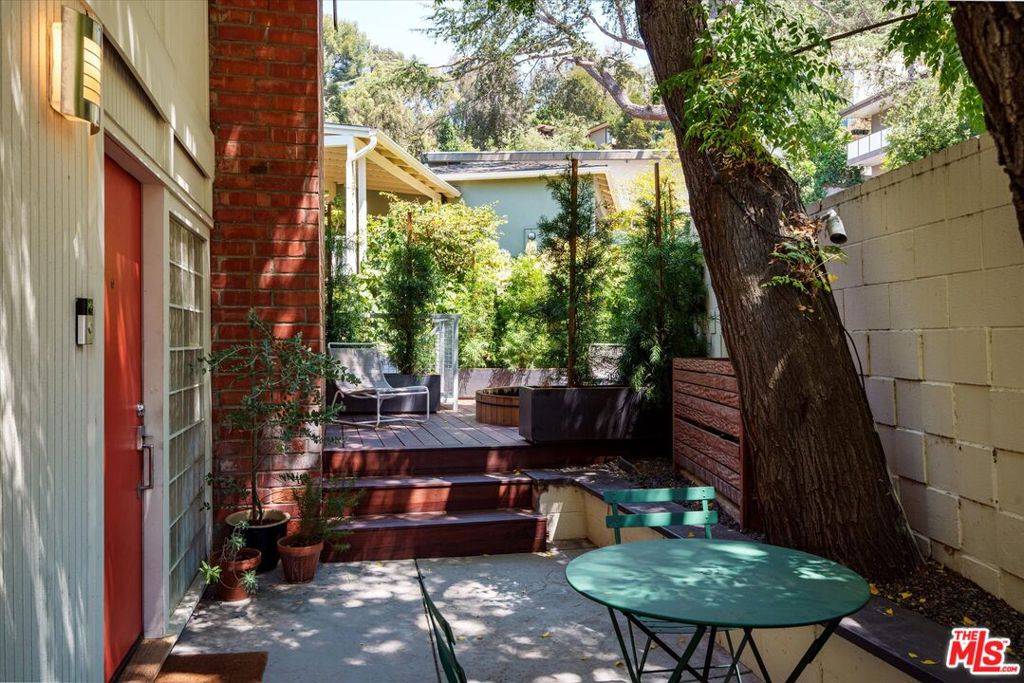 Los Angeles, CA 90039,1921 Lucile AVE