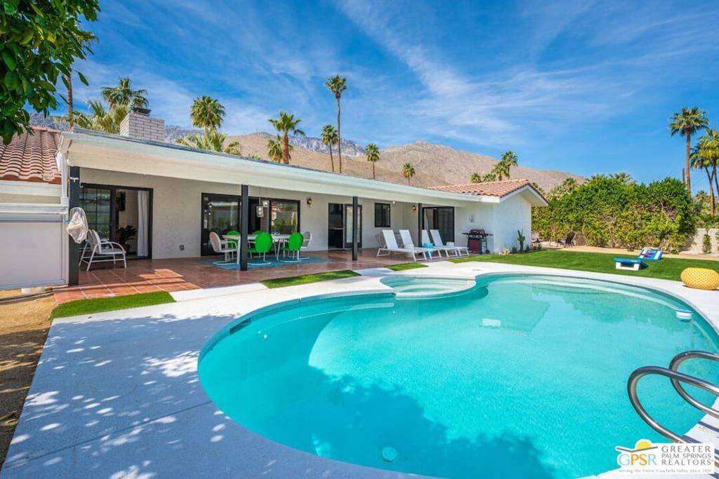 Palm Springs, CA 92264,1970 S Joshua Tree PL