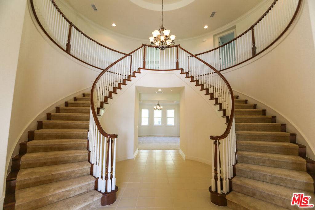 Yorba Linda, CA 92886,20159 Trentino LN