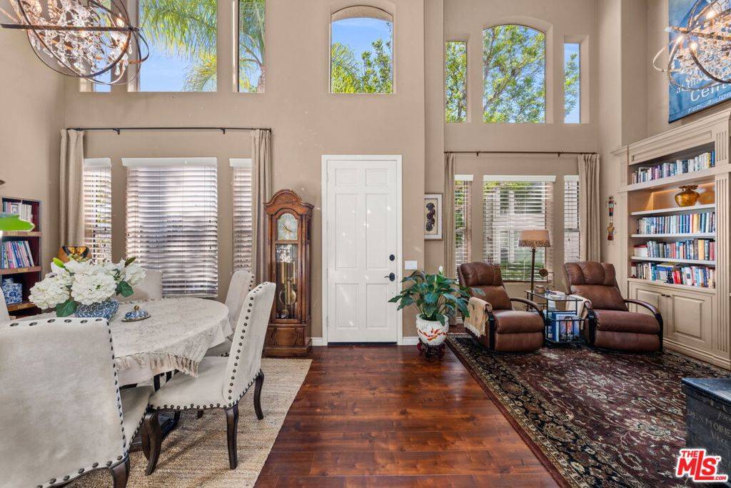 Corona, CA 92879,2130 Almeria ST #105