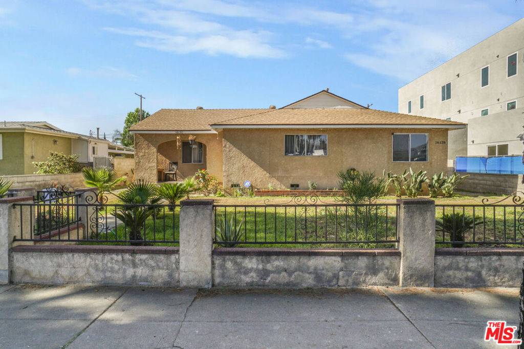 Granada Hills, CA 91344,16130 Devonshire ST