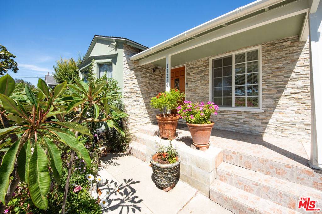 Culver City, CA 90230,11210 Mcdonald ST
